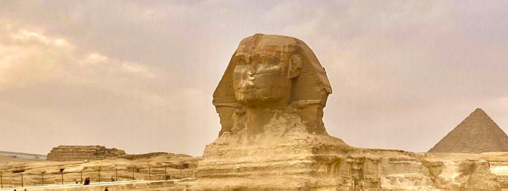 photo of the sphinx and great pyramid of Giza